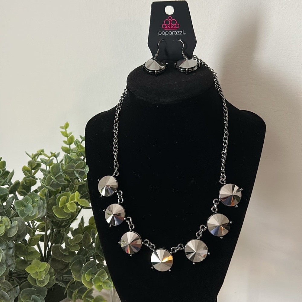 NEW earrings/necklace set